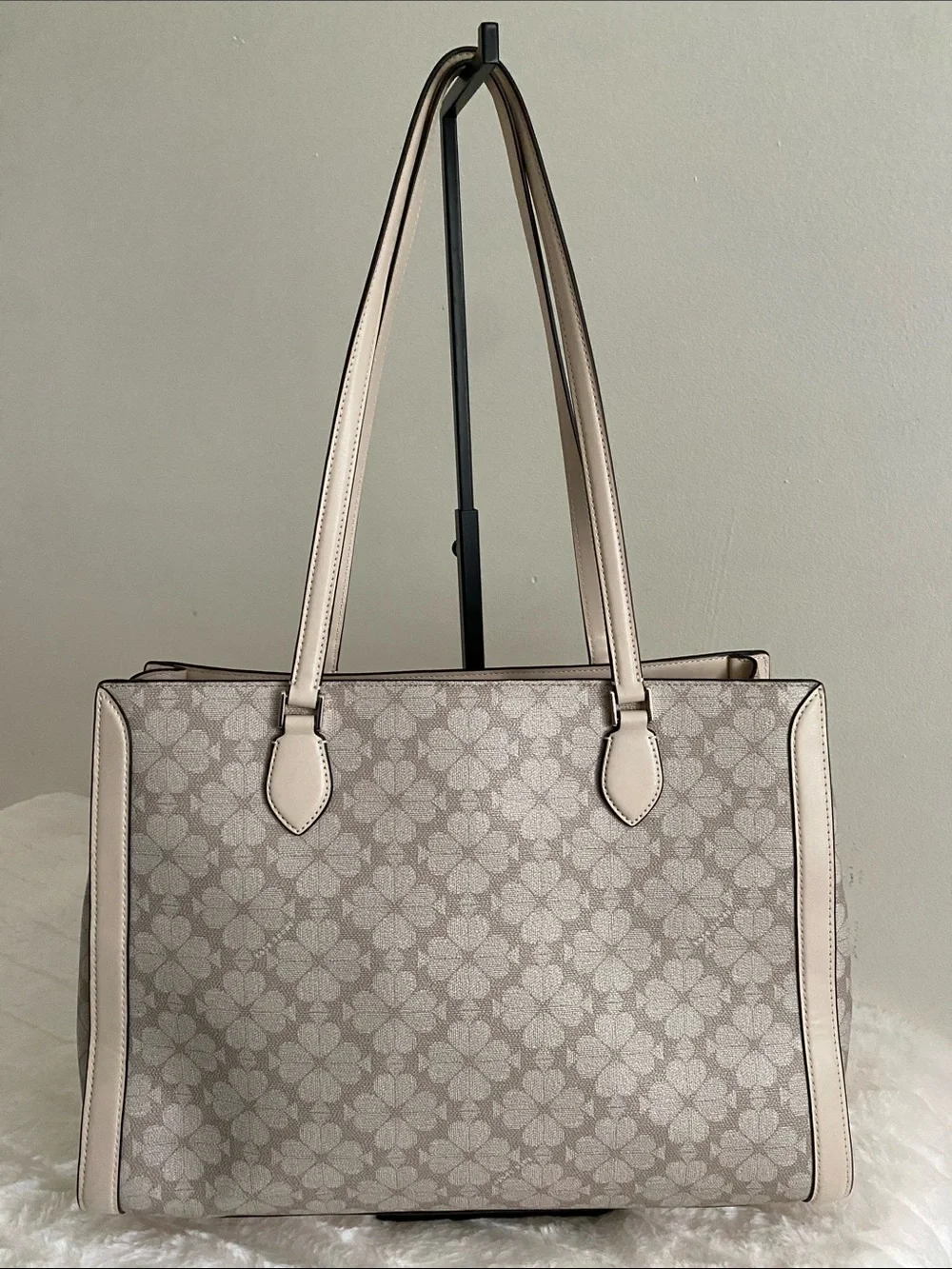 Kate Spade New York Signature Spade Flower East West Laptop Tote in Dark Beige